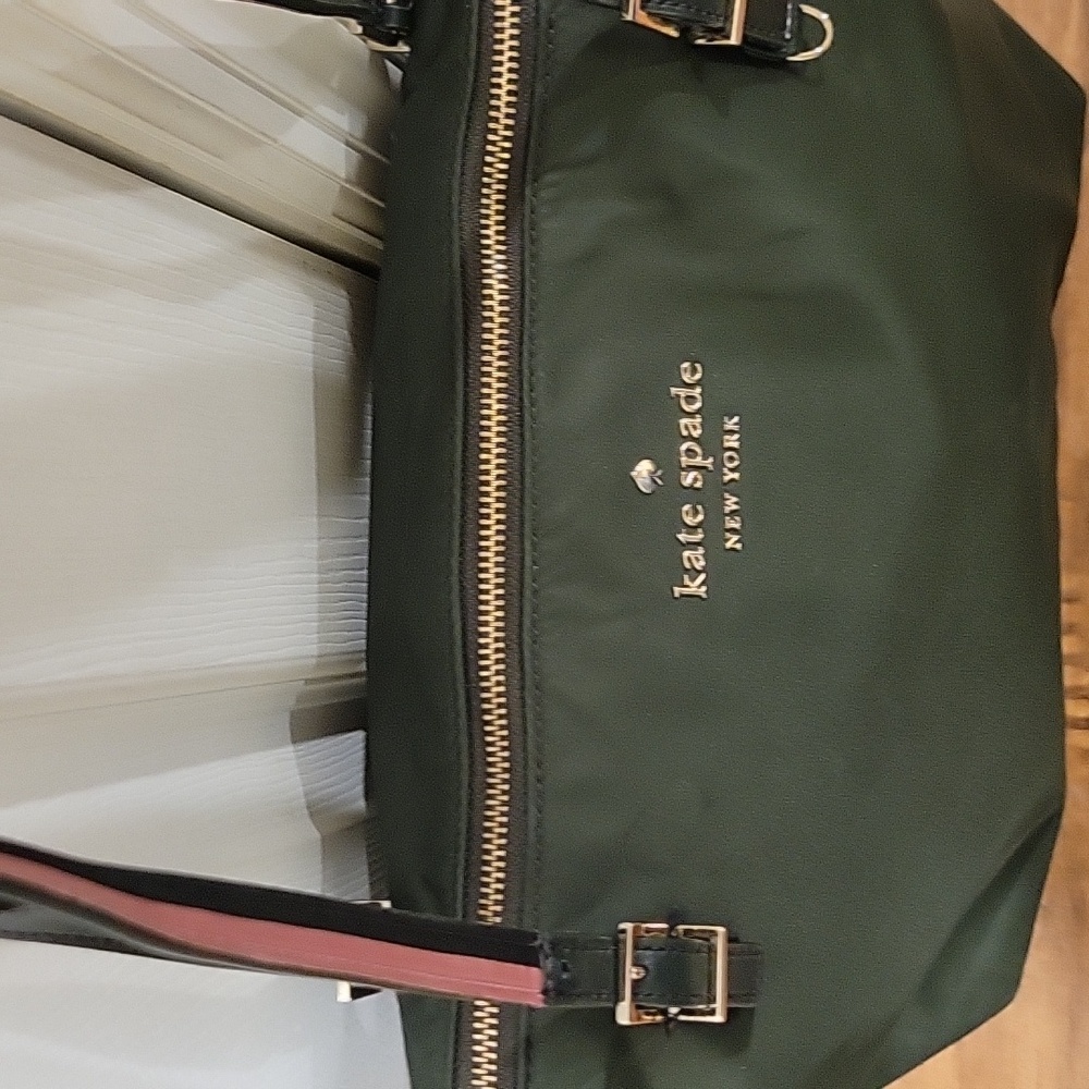 Kate Spade Watson Green Tote Purse / Bag - Picture 4 of 10